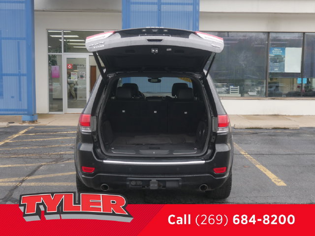 Used 2019 Jeep Grand Cherokee Overland AWD/4WD image 16