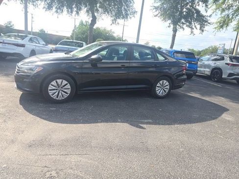 Used 2019 Volkswagen Jetta S w/ Driver Assistance Package FWD image 3