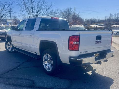 Used 2018 GMC Sierra 1500 SLE w/ SLE Value Package image 3