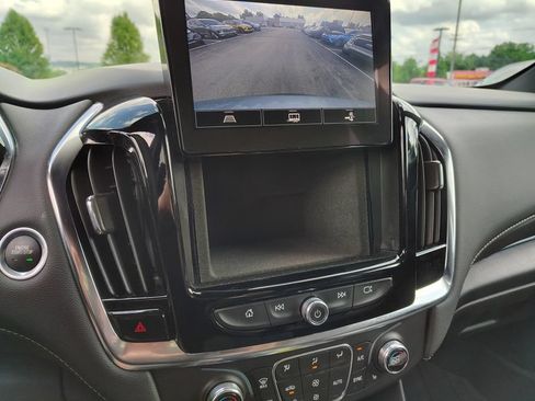 Used 2023 Chevrolet Traverse LT w/ LPO, Floor Liner Package AWD/4WD image 15