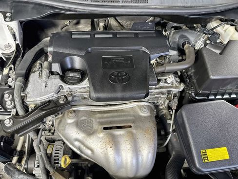 Used 2013 Toyota Camry LE FWD image 35