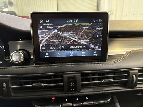 Used 2022 Lincoln Corsair AWD w/ Equipment Group 101A image 17