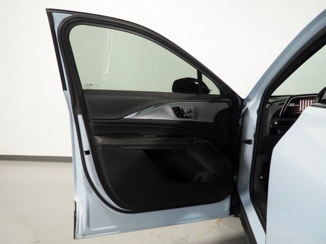Used 2024 Cadillac Lyriq Tech AWD/4WD image 48