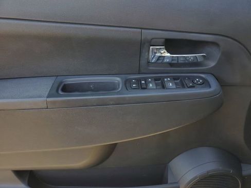 Used 2012 Jeep Liberty Sport w/ Popular Equipment Group image 8