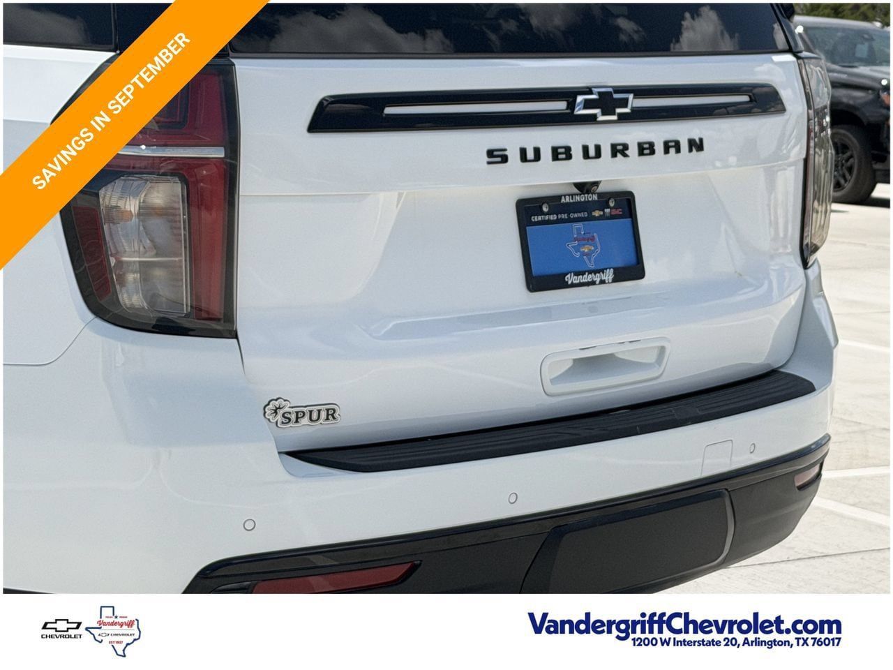 Certified 2024 Chevrolet Suburban Z71 w/ Luxury Package AWD/4WD image 6