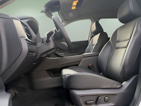 Certified 2025 Nissan Rogue SL AWD/4WD image 19