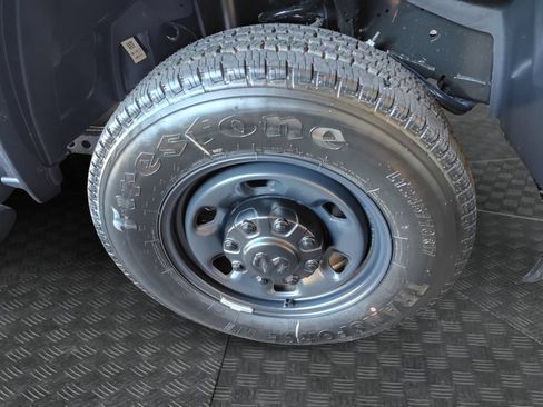 New 2026 RAM 2500 Tradesman AWD/4WD image 23