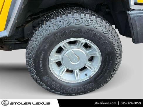 Used 2003 HUMMER H2 image 8