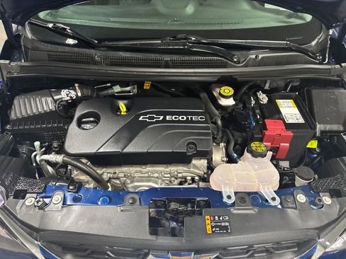 Used 2022 Chevrolet Spark LT image 41