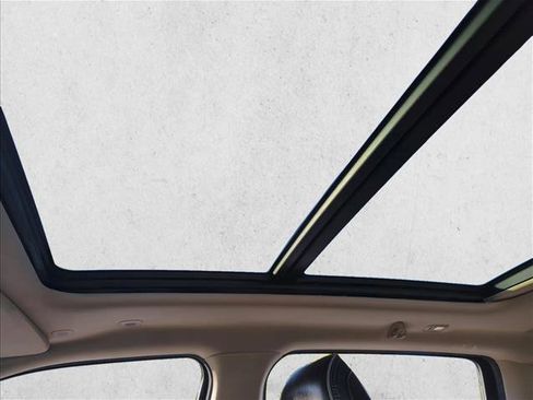 Used 2020 RAM 1500 Laramie image 12