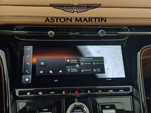 Used 2025 Aston Martin DB12 Convertible RWD image 10