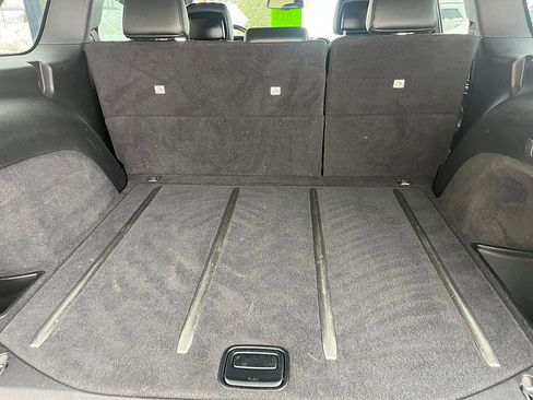 Used 2015 Jeep Grand Cherokee Limited image 21