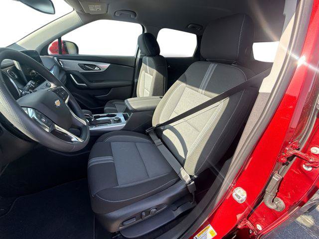 New 2026 Chevrolet Blazer LT w/ Convenience Package FWD image 13