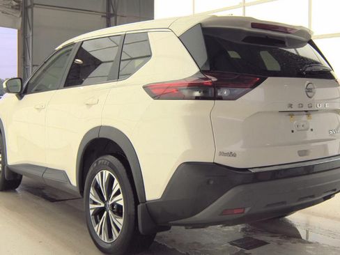 Used 2023 Nissan Rogue SV AWD/4WD image 7