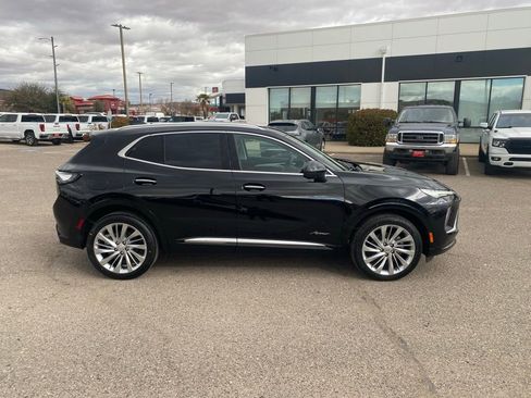 New 2025 Buick Envision Avenir image 4