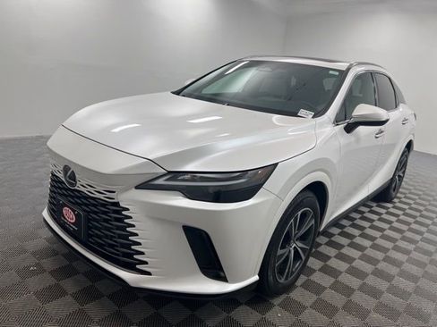 Used 2023 Lexus RX 350 Premium image 2