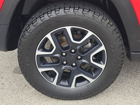 Used 2019 Jeep Compass Trailhawk image 8