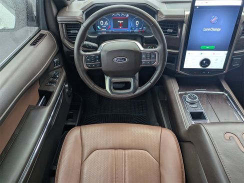 Used 2022 Ford Expedition King Ranch image 18