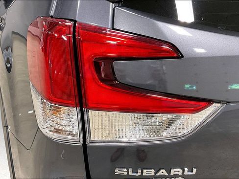 Used 2023 Subaru Forester Premium AWD/4WD image 24