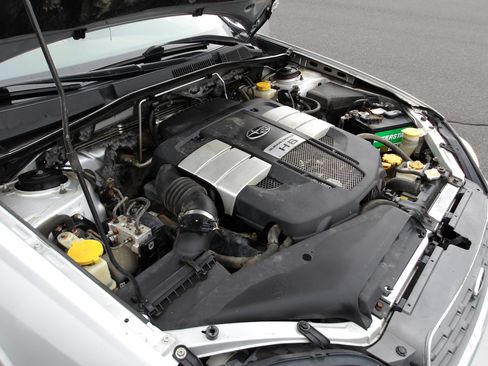 Used 2005 Subaru Outback 3.0R Limited image 20