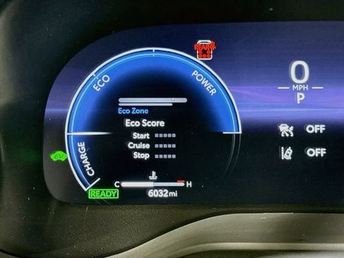 Certified 2026 Toyota Sienna Limited FWD image 14
