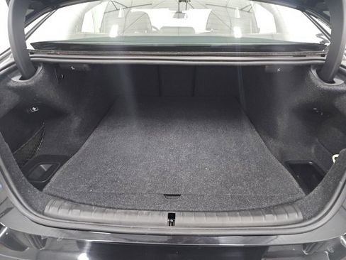 Used 2017 BMW 540i xDrive w/ Premium Package image 16