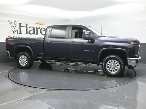 Used 2024 Chevrolet Silverado 2500 LT w/ Convenience Package AWD/4WD image 1
