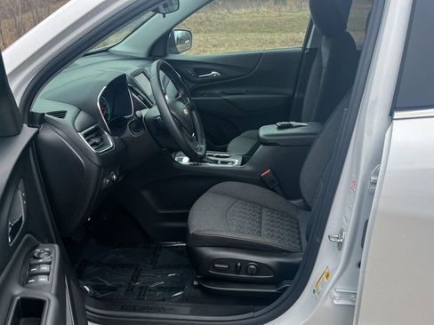 Certified 2024 Chevrolet Equinox LT AWD/4WD image 11