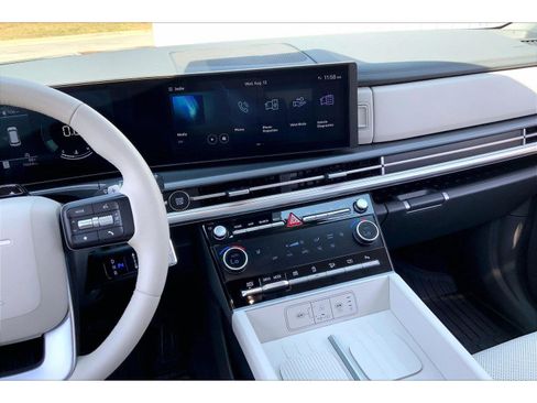 Used 2026 Hyundai Santa Fe SEL AWD/4WD image 6