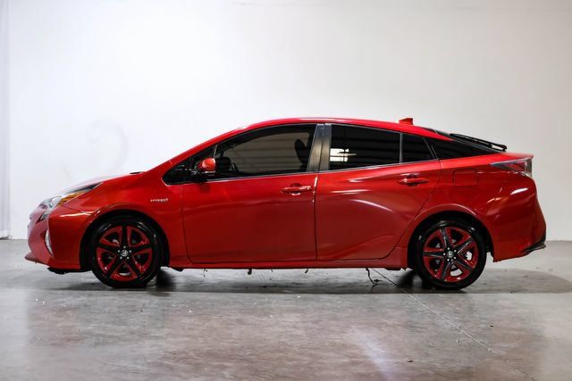 Used 2017 Toyota Prius Three Touring w/ Carpet Mat Package FWD image 13