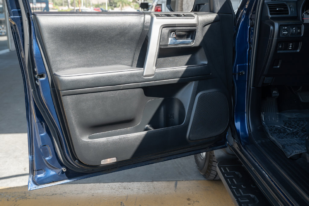 Used 2021 Toyota 4Runner SR5 Premium w/ Wilderness Package (TMS) RWD image 21