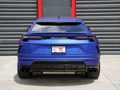 Used 2020 Lamborghini Urus AWD/4WD image 11