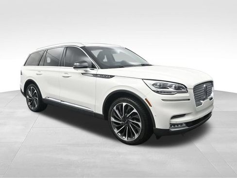 Used 2020 Lincoln Aviator Reserve w/ Equipment Group 202A AWD/4WD image 9