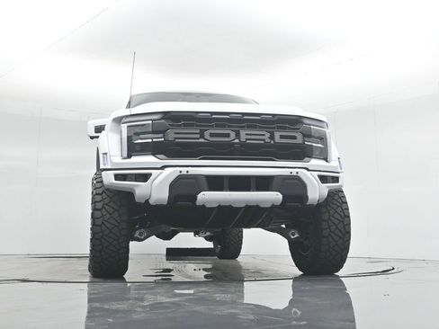 Used 2025 Ford F150 Raptor AWD/4WD image 49