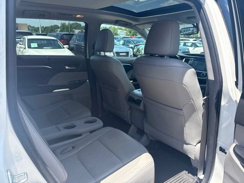 Used 2016 Toyota Highlander Limited Platinum w/ Protection Package #3 AWD/4WD image 34