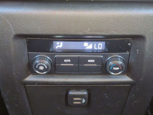 Certified 2019 Chevrolet Traverse LT image 20