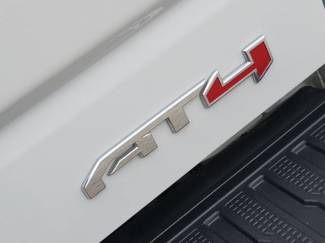Used 2026 GMC Sierra 1500 AT4 w/ AT4 Premium Package AWD/4WD image 9