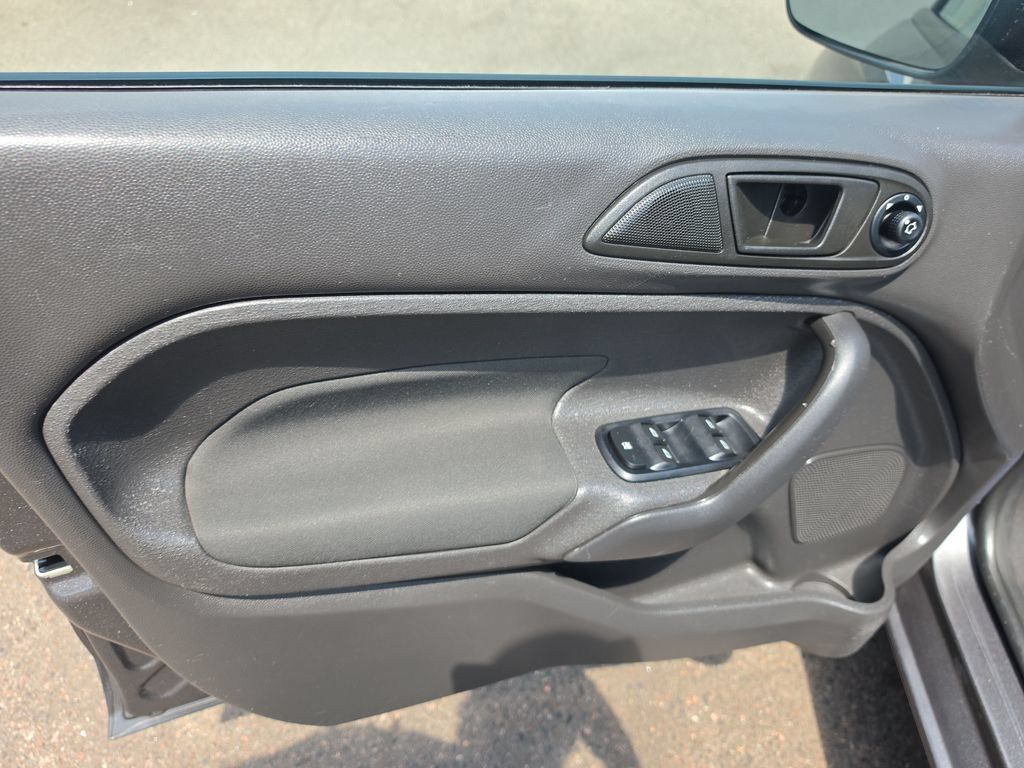 Used 2019 Ford Fiesta SE w/ Equipment Group 201A FWD image 10