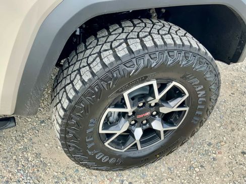 New 2026 GMC Canyon AT4X image 22