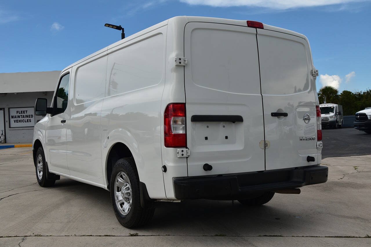 Used 2020 Nissan NV 2500 SV RWD image 5
