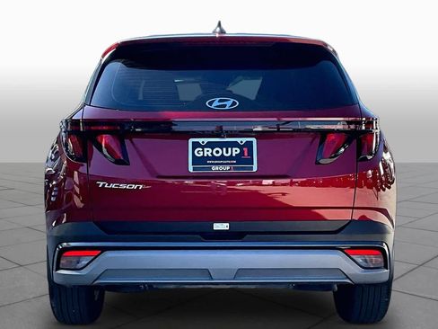 Used 2025 Hyundai Tucson SE FWD image 5