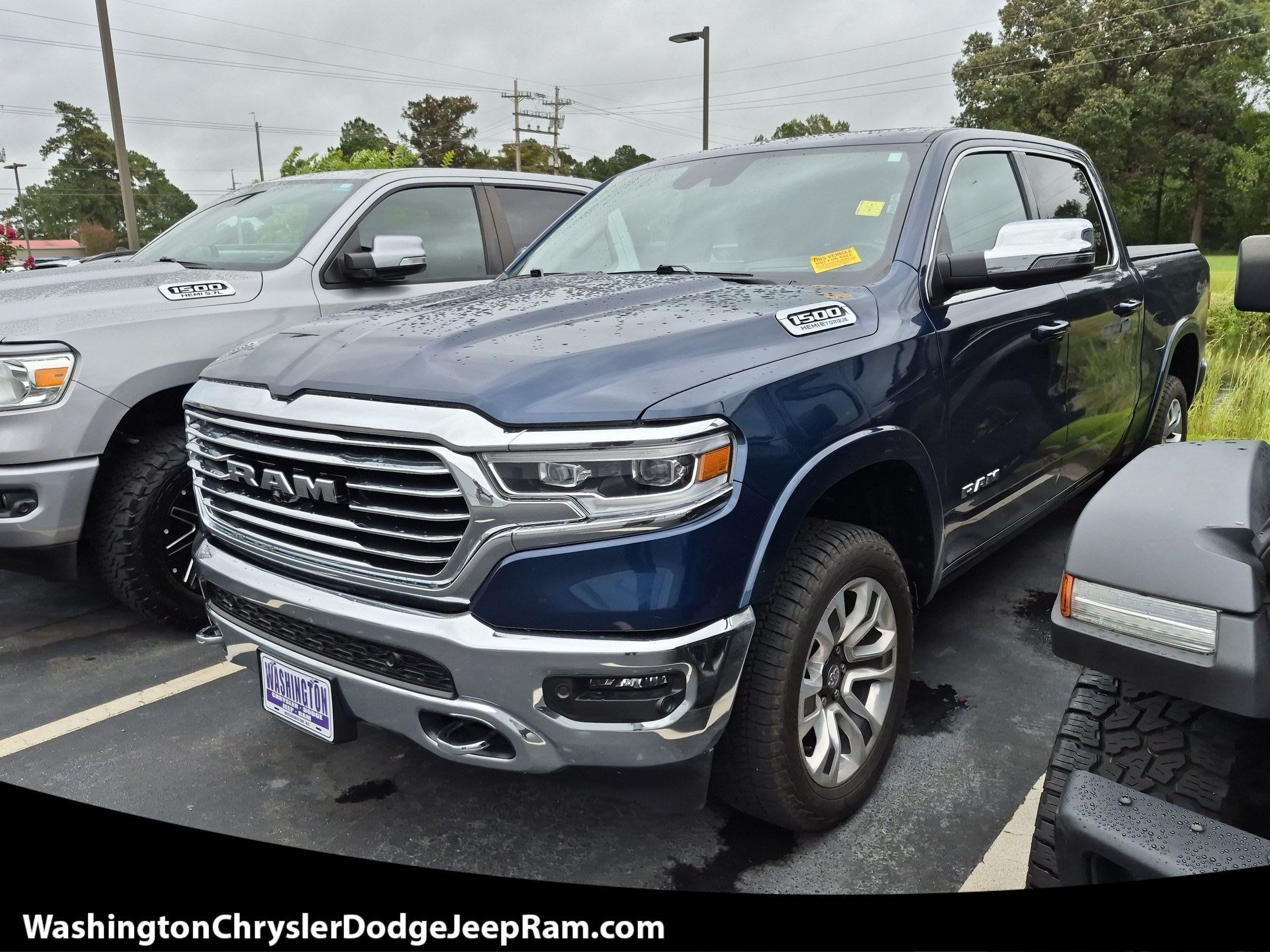 Used 2024 RAM 1500 Limited AWD/4WD image 1