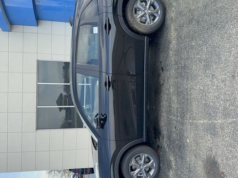 Used 2026 Honda HR-V LX image 8