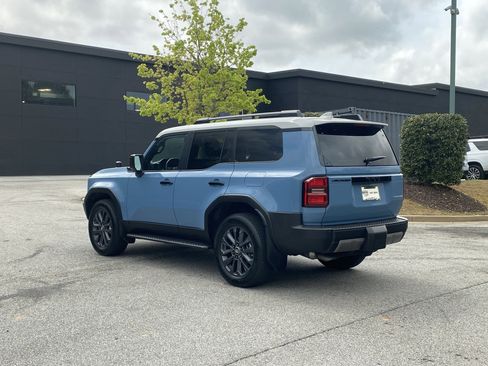 Used 2024 Toyota Land Cruiser image 14