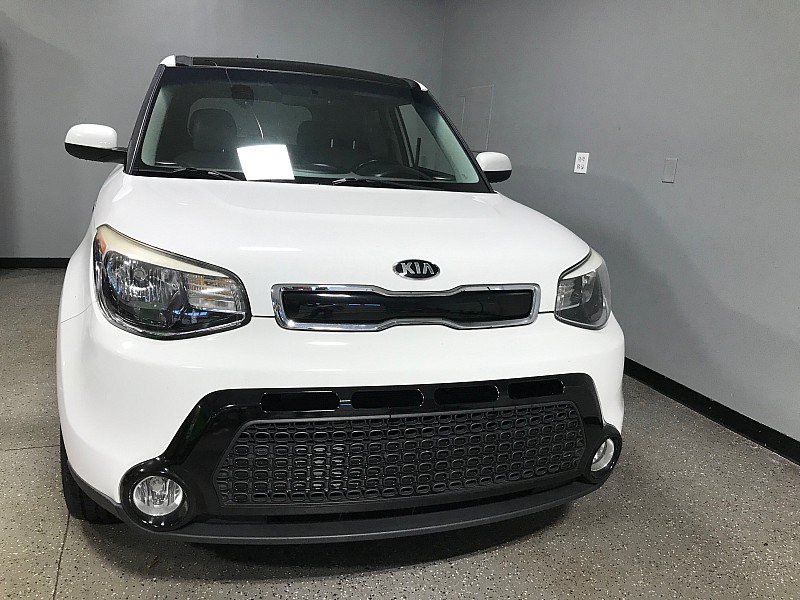 Used 2016 Kia Soul + w/ Primo Package FWD image 14