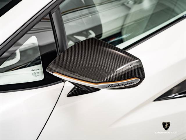 Used 2022 Lamborghini Aventador Countach AWD/4WD image 12