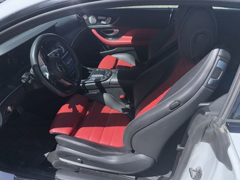 Used 2023 Mercedes-Benz E 450 Coupe image 3