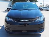 New 2025 Chrysler Voyager LX image 3