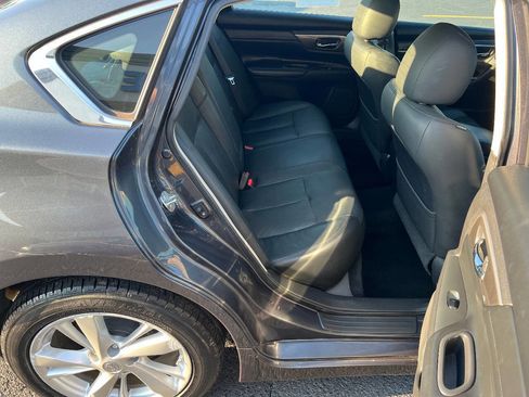 Used 2013 Nissan Altima 2.5 SL image 22