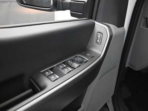 New 2026 Ford F250 XLT w/ F-250 >10K GVWR Package RWD image 9